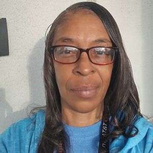 Meet your Posher, Deborah